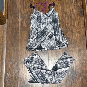 Lululemon Athletica Black and White Patterned Set